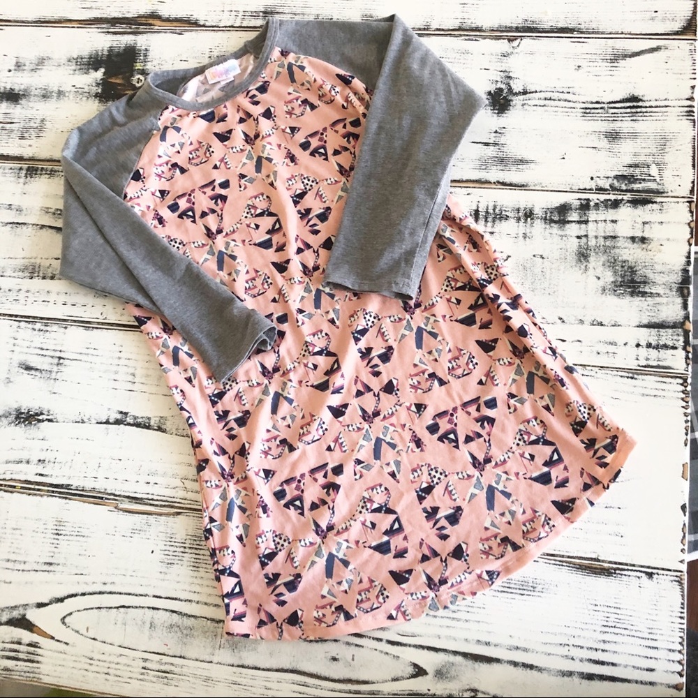 LulaRoe Randy tee XS